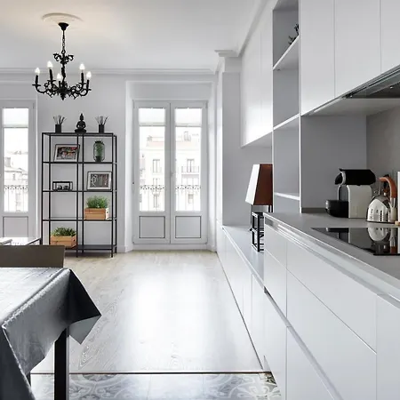 Aldamar Old Town - Romantic Historic Centre *