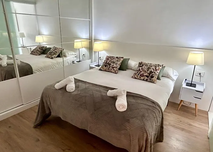 Апартаменты Aldamar Old Town - Romantic Historic Centre *